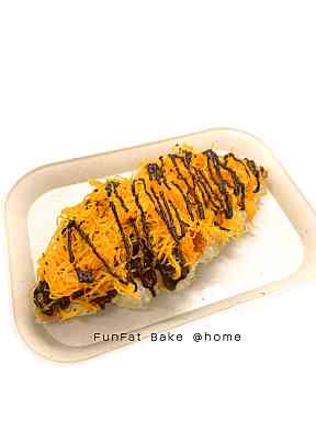 Large Croffle - ช็อคฝอยทอง ชิ้นใหญ่หน้าแน่น