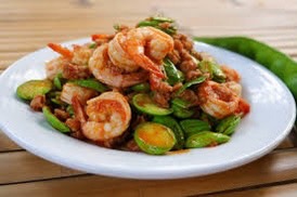 ผัดพริกแกงสะตอ (กับข้าว)