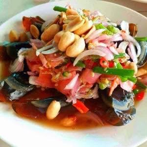 ยำไข่เยี่ยวม้า