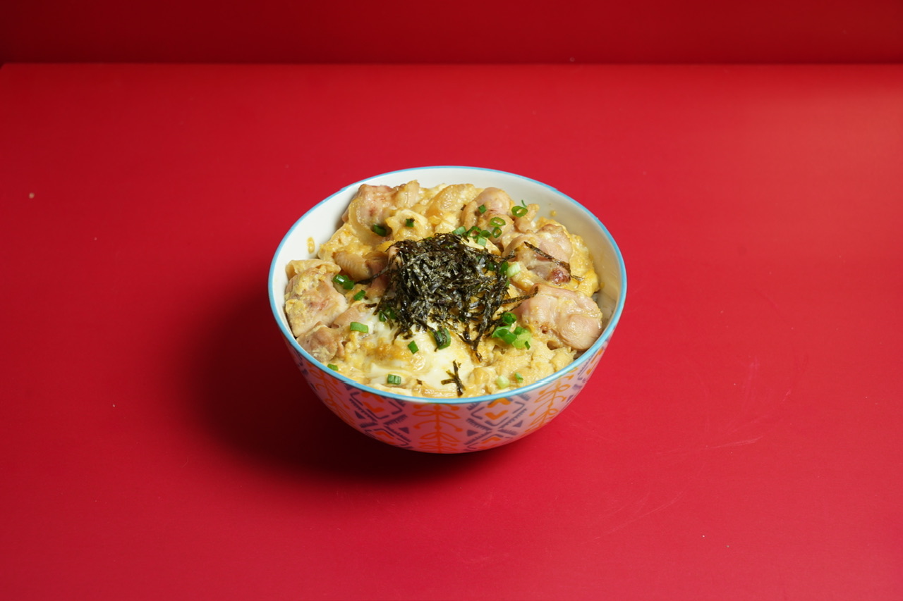 โอยาโกะด้ง (ข้าวหน้าไก่สไตล์ญี่ปุ่น)
