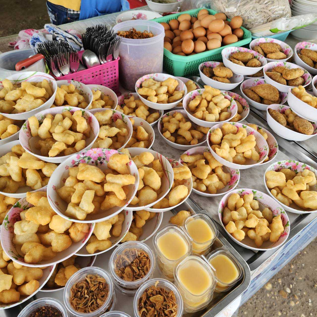 ปาท่องโก๋
