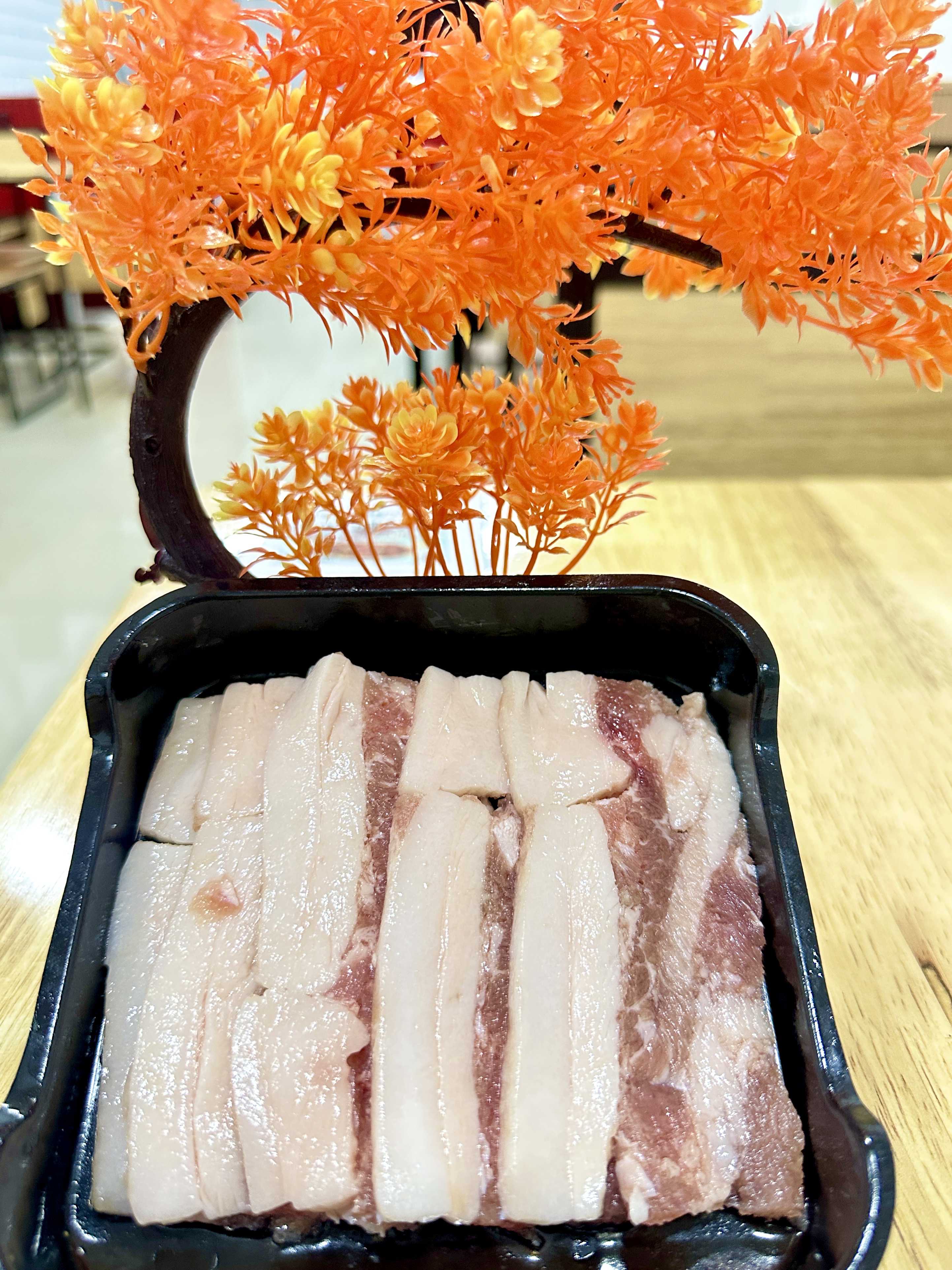 หมูสามชั้นสไลด์แผ่น