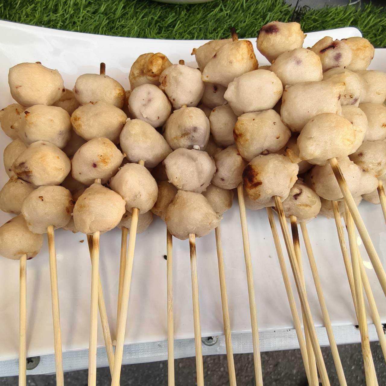 ลูกชิ้นปลาหมึก