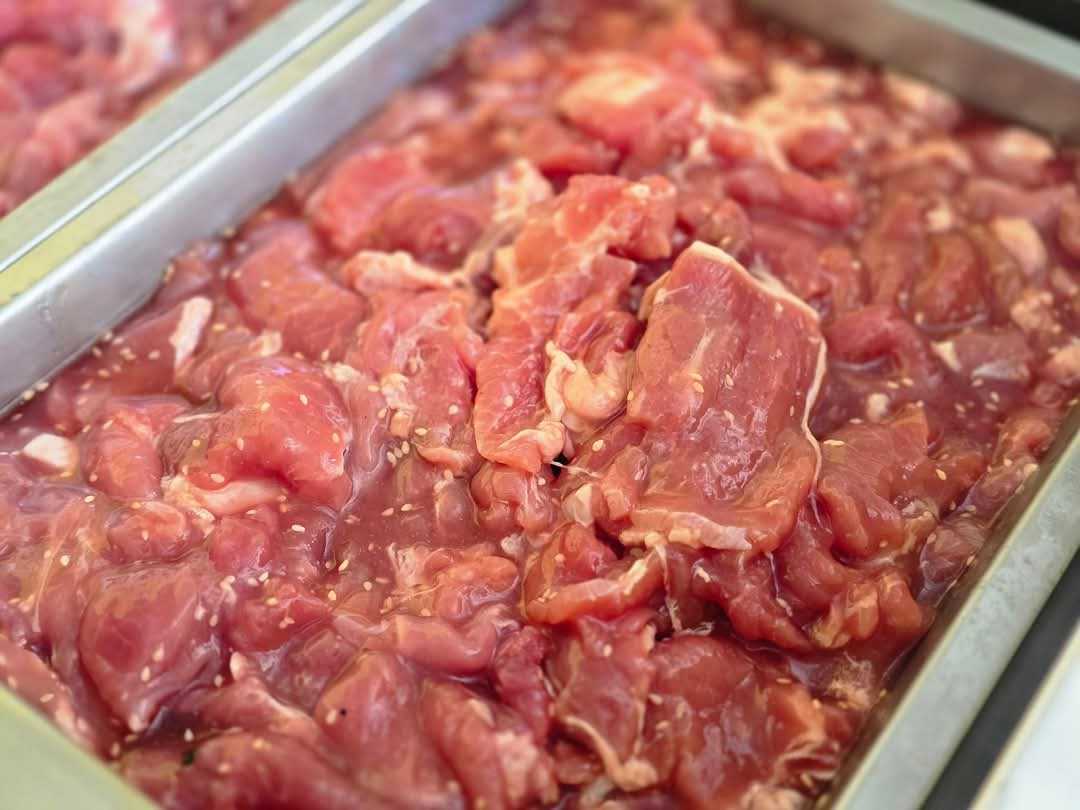 หมูหมักงาขาว